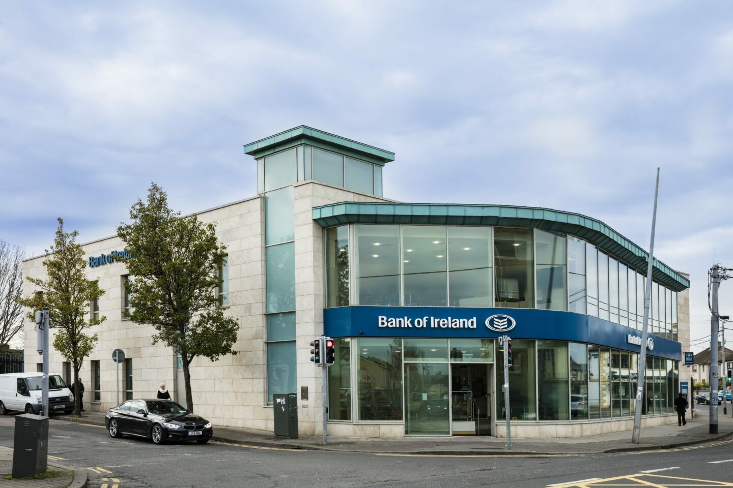 Murphy Mulhall appointed to sell two bank of ireland branches in Dublin
